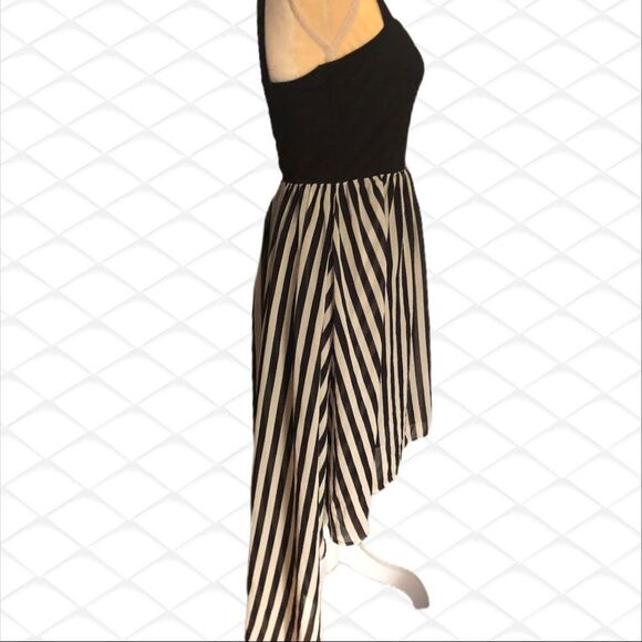 Chelsea brand hi/ low dress!! - Picture 7 of 12